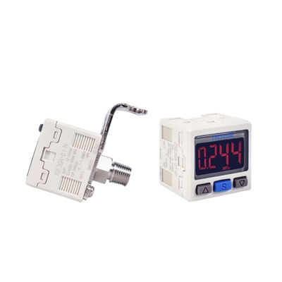 ZSE30AF-01-P SMC Dijital Basınç Değiştiricisi Bileşik Basınç R1/8 2 Renkli Ekran PNP Açık Toplayıcı 1 Çıktı