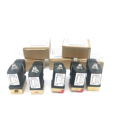Burkert 00125341 6014C Solenoid Valf Normalde Kapalı G1/8 2.5 Akış Deliği DC24V AC24V AC220V