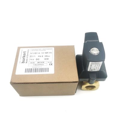Burkert Solenoid Kontrol Valfi 00125367 6014 C Doğrudan Hareketli Alt Plakası Bağlantısı Normalde Kapalı 2.0 Akış Deliği DC24V 8W Bakır Valf Vücudu 0 ~ 10bar