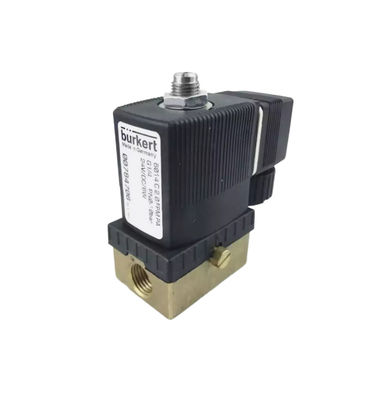 00301170 BURKERT 5404 G1/2 2/2 Normalde Açık 12 Akış Deliği FKM (Fluor Kauçuk) Kapalı Bakır Valf Vücudu AC24V 8W 1-32bar