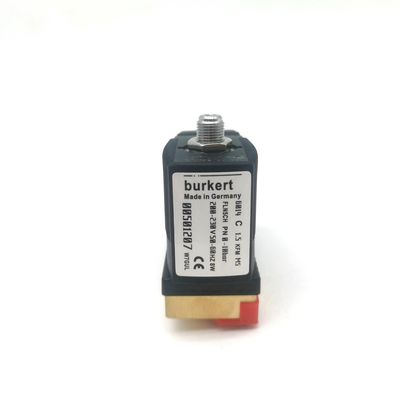 Burkert Solenoid Valf 00303209 FKM Mühürlü 5404 G3/4 2/2 Normalde Açık 20 Akış Deliği DC24V 8W 1-25bar