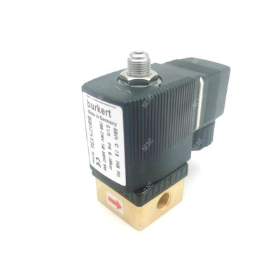 00122579 Elektromanyetik Valf G1 1/4 2/2 Normalde Kapalı 32 Akış Deliği FKM (Fluor Kauçuk) Kapalı DC24V 8W 1-16bar