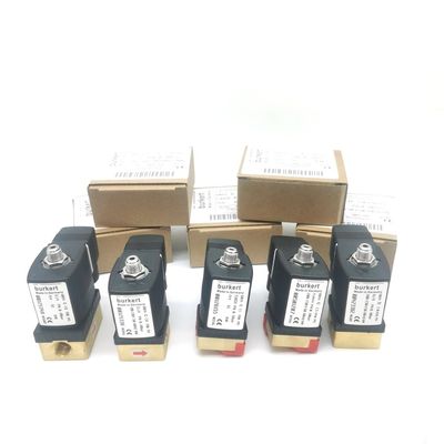00134240 BURKERT 6013 Tip Doğrudan Hareketli G1/8 Inch 2/2 Normalde Kapalı 2.5 Akış Deliği FKM Kapalı Bakır Valf Vücudu 24VDC 8W 0~10bar