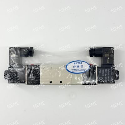 4V230C-08 Elektromanyetik Valf AIRTAC Precision Fluid Kural 5 port 3 pozisyonu için