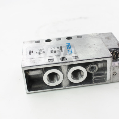 MFH-5-1/8 9982 Solenoid Valf 5/2, Yay dönüşlü 1.8-8 bar G 1/8, Bobin ayrıca satılır
