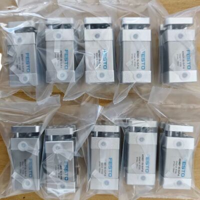 30 mm Stroklu Kompakt Çift Etkili Silindir – Festo ADNGF-12-30-P-A, Kılavuz Çubuklu 12 mm Delik 554210