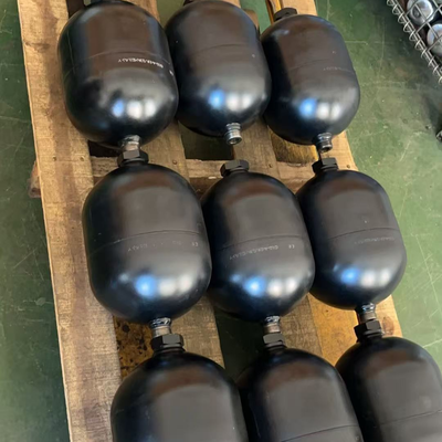 Kadın Fil Port Tasarımı HYDAC SBO210-0.7E1/112U 0.7L Hidrolik Şok Çekimi Akkumulatörü