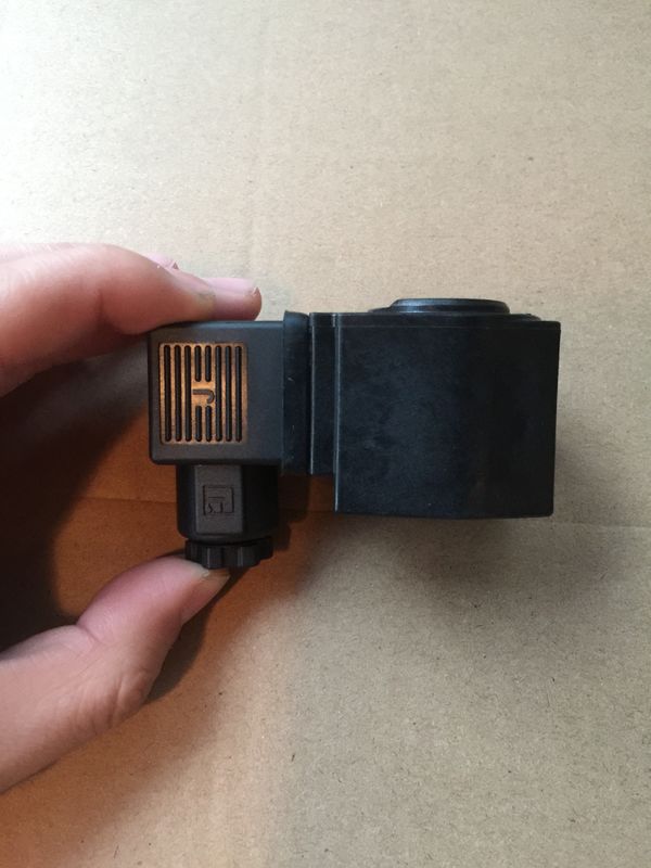 JOIL Elektromanyetik darbe valfi bobini JOIL AC220V AC110V 50HZ DC24V 1.2A solenoid valf